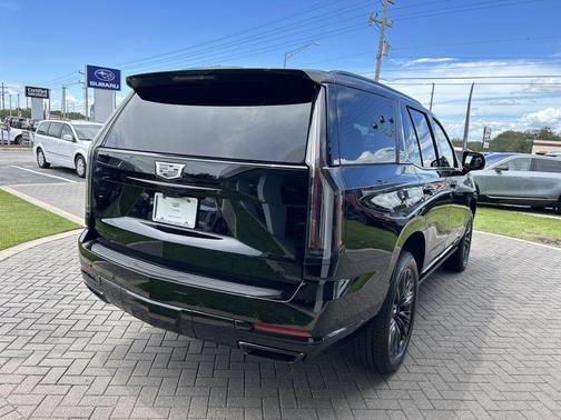 2025 Cadillac Escalade Sport Platinum