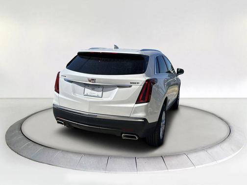 2025 Cadillac XT5 Luxury