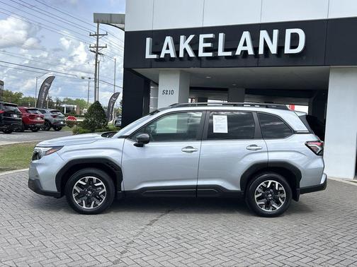 2025 Subaru Forester Premium