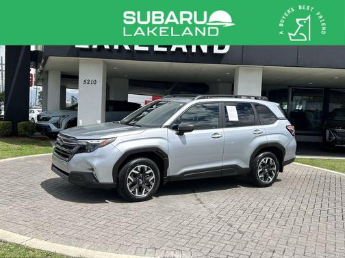 2025 Subaru Forester Premium