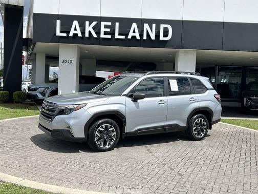 2025 Subaru Forester Premium