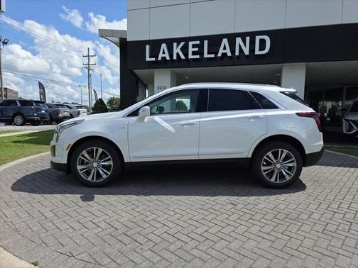 2025 Cadillac XT5 Premium Luxury