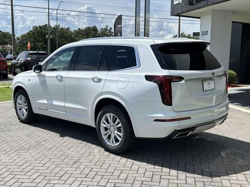 2025 Cadillac XT6 Luxury FWD