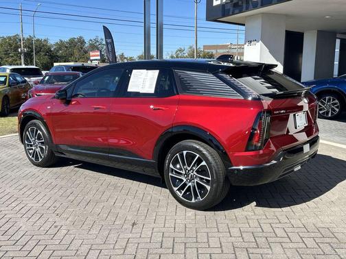 2025 Cadillac OPTIQ Sport 2 AWD