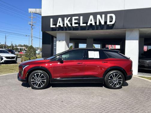 2025 Cadillac OPTIQ Sport 2 AWD