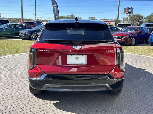 2025 Cadillac OPTIQ Sport 2 AWD