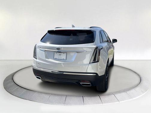 2025 Cadillac XT5 Sport