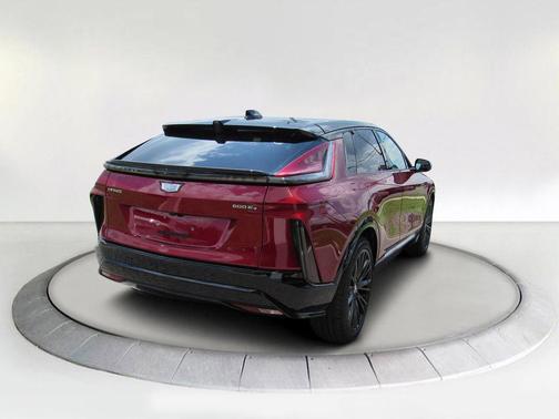 2025 Cadillac LYRIQ Sport