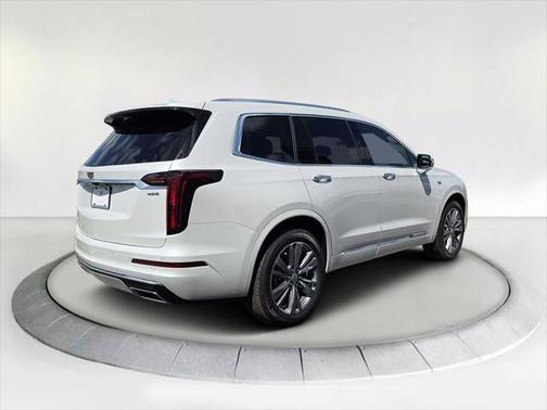 2025 Cadillac XT6 Premium Luxury FWD