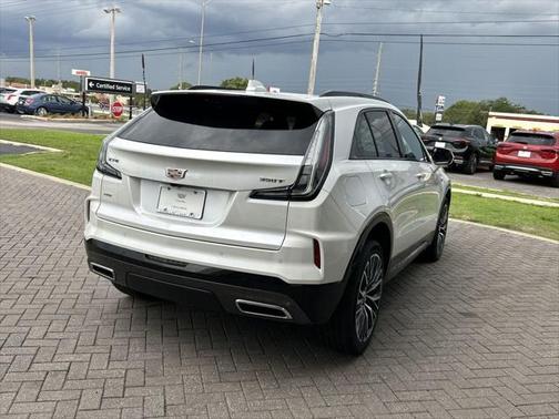 2025 Cadillac XT4 Sport