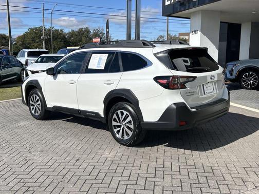 2025 Subaru Outback Premium