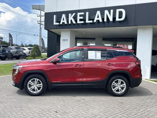 2023 GMC Terrain SLE