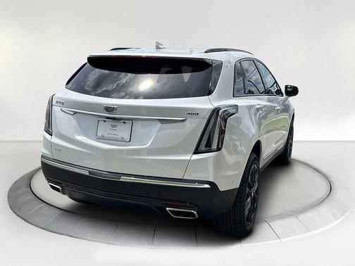 2025 Cadillac XT5 Sport