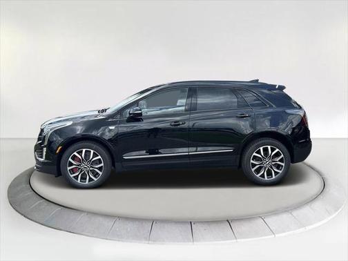 2025 Cadillac XT5 Sport