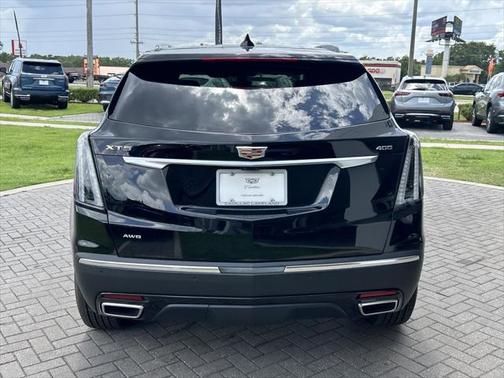 2025 Cadillac XT5 Sport