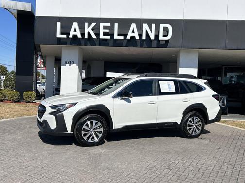 2025 Subaru Outback Premium