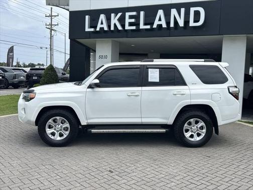 2021 Toyota 4Runner SR5