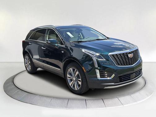 Emerald 2026 Cadillac XT5 Premium Luxury