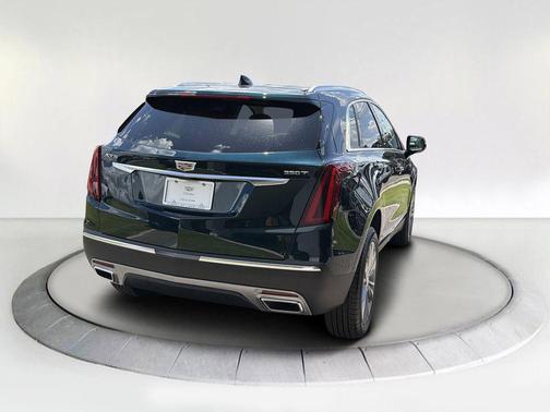 Emerald 2026 Cadillac XT5 Premium Luxury