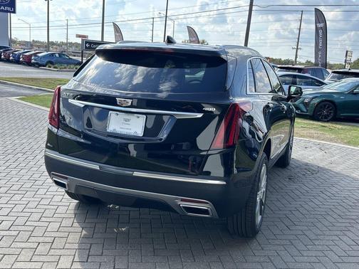 2026 Cadillac XT5 Premium Luxury