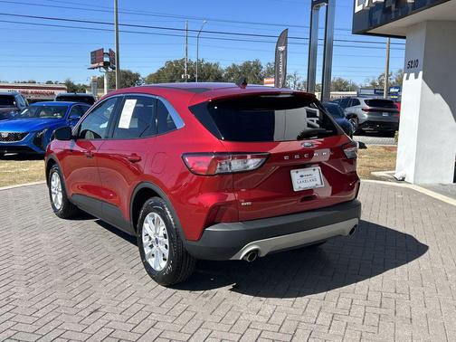2022 Ford Escape SE