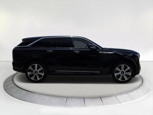 2025 Cadillac Escalade IQ Luxury 1