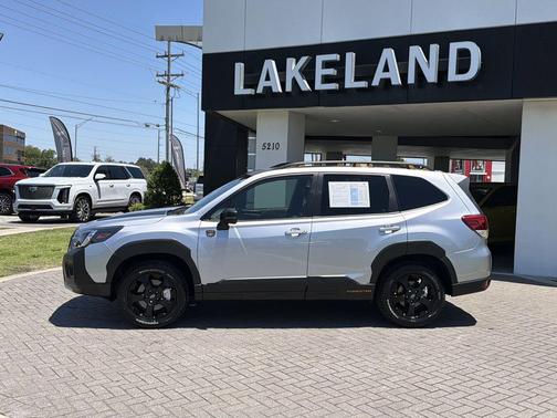 Ice Silver Metallic 2025 Subaru Forester Wilderness