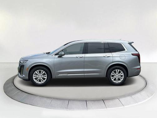 2025 Cadillac XT6 Luxury FWD