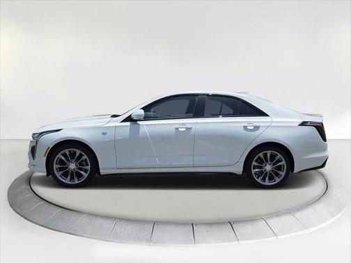 2025 Cadillac CT4 Sport