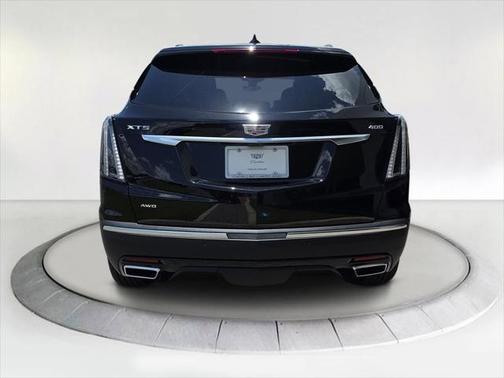 2025 Cadillac XT5 Sport