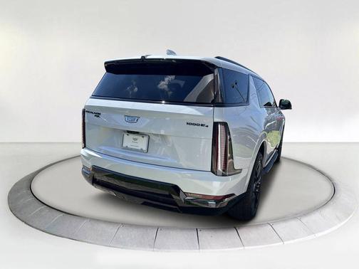 2026 Cadillac Escalade IQL Sport