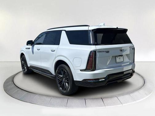 2026 Cadillac Escalade IQL Sport