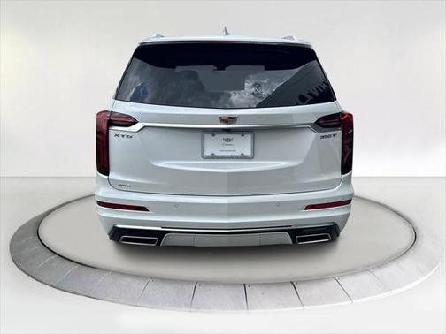 2025 Cadillac XT6 Luxury AWD