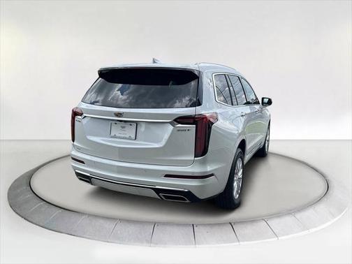 2025 Cadillac XT6 Luxury AWD