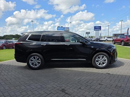 2025 Cadillac XT6 Luxury FWD