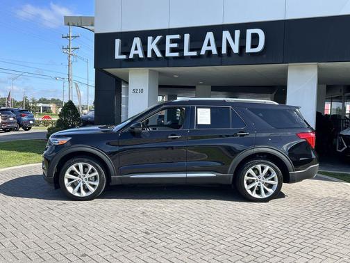 2022 Ford Explorer Platinum
