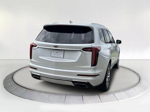 2023 Cadillac XT6 Premium Luxury FWD