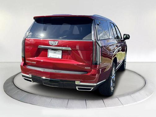 2026 Cadillac Escalade Luxury