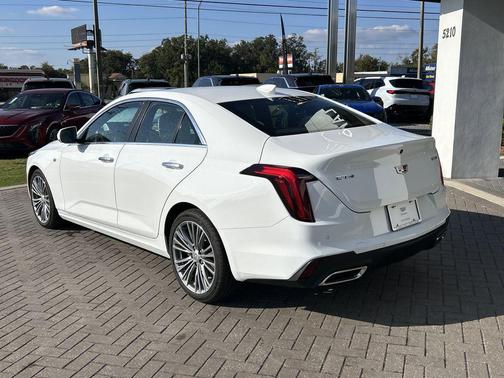 2026 Cadillac CT4 Premium Luxury RWD