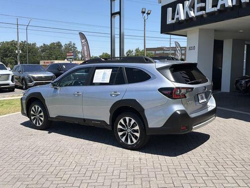 Ice Silver Metallic 2024 Subaru Outback Limited