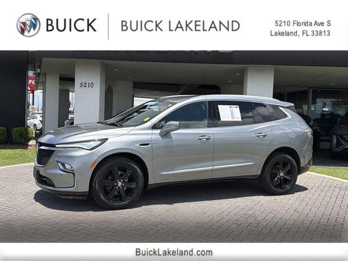 Moonstone Gray Metallic 2024 Buick Enclave Essence AWD