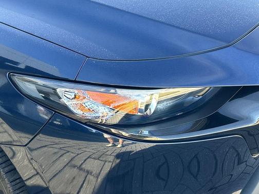 2021 Mazda Mazda3 FWD w/Preferred Package