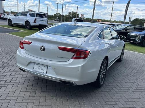 2017 Buick LaCrosse Essence