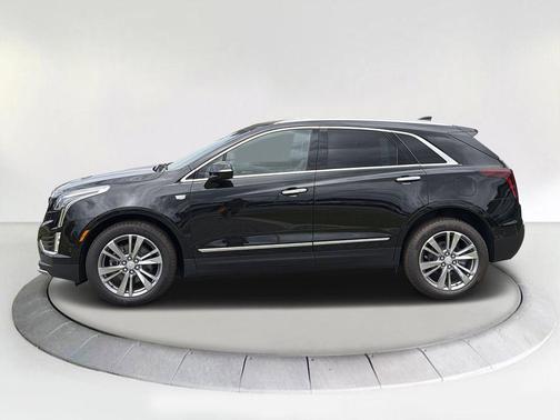 Black Metallic 2026 Cadillac XT5 Premium Luxury