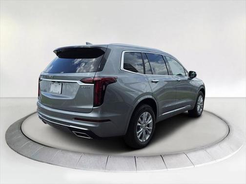 2025 Cadillac XT6 Luxury FWD