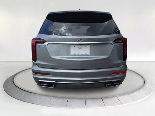 2025 Cadillac XT6 Luxury FWD