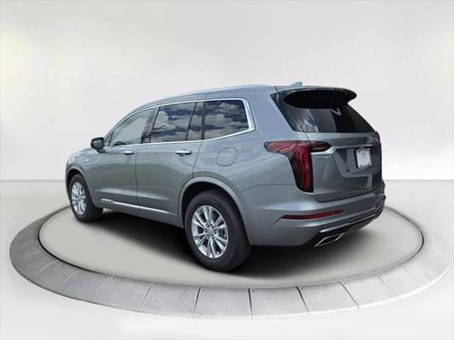2025 Cadillac XT6 Luxury FWD