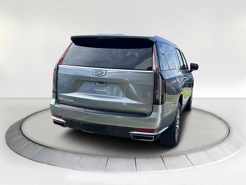 2023 Cadillac Escalade ESV Premium Luxury Platinum