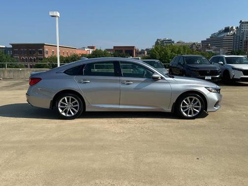 2022 Honda Accord LX 1.5T