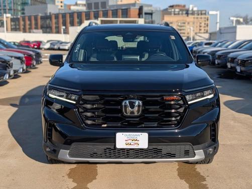 2024 Honda Pilot TrailSport
